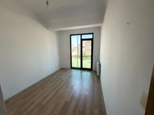 Karasu Yalı Mahallesi Kiralık 2+1 Daire | Çamlık Sitesi